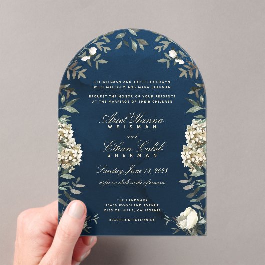 Eucalyptus Ferns White Flowers Navy Archway アクリル招待状 (インサイチュ (ポータブル))