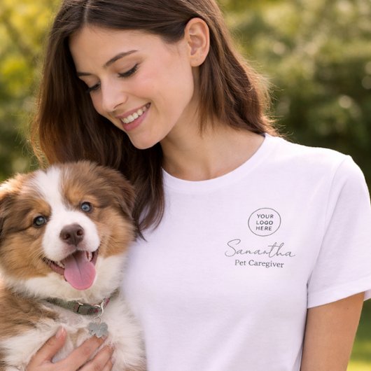 Eucalyptus Script Employee Name Business Logo Pink Tシャツ