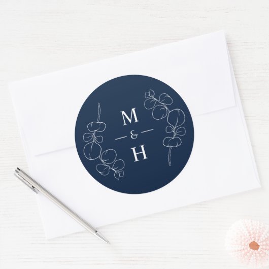 Eucalyptus Springs Monogram Navy Blue Wedding ラウンドシール (封筒)
