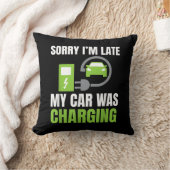 EV Elecを充電していた車が遅れてごめんおもしろい。 クッション (ブランケット)