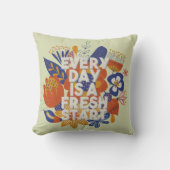 Every Dayは新しいスタート クッション (正面)
