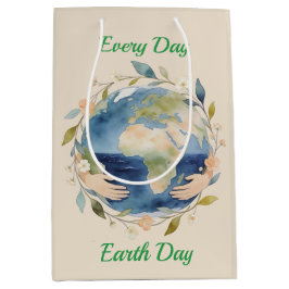 Every Day Earth Day Floral Globe With Hands ミディアムペーパーバッグ