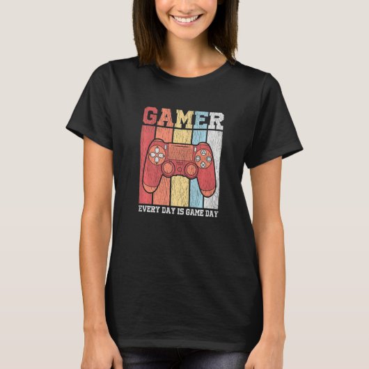 Every Day Is Game Day Gaming引用文レトロTypograp Tシャツ (正面)