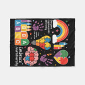Everyone Communicates Differently Autism Awareness フリースブランケット (正面(横))