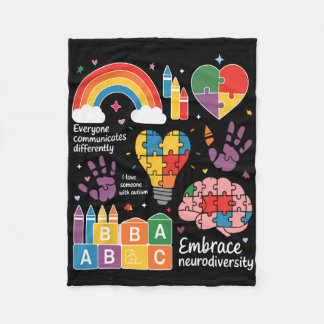 Everyone Communicates Differently Autism Awareness フリースブランケット