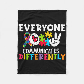 Everyone Communicates Differently Speech Therapy  フリースブランケット