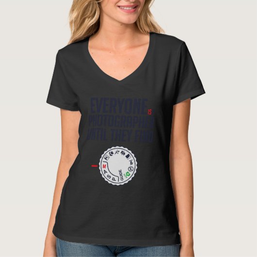 Everyone is photographer until they find Manual Tシャツ (正面)