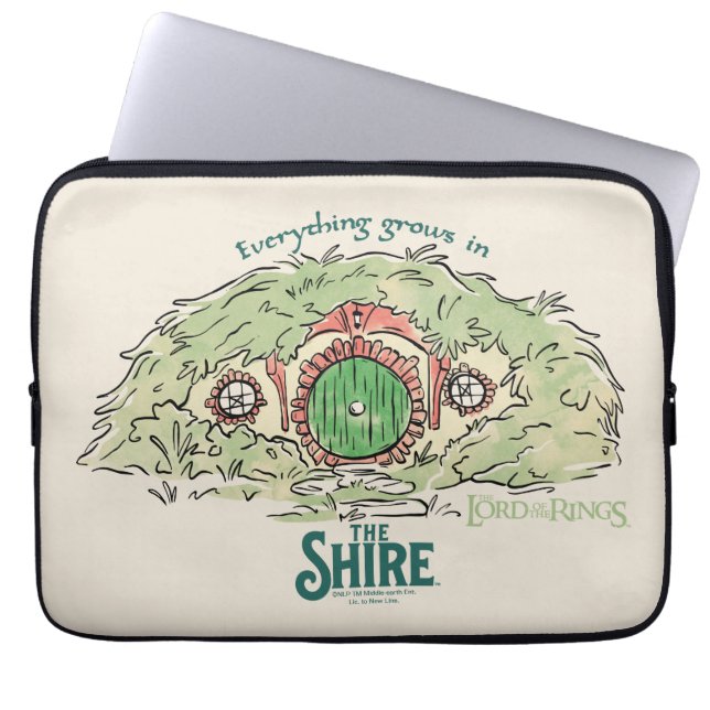 Everything Grows in THE SHIRE™ ラップトップスリーブ (正面)