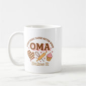 Everything Tastes Better When Oma Bakes It Mother' コーヒーマグカップ (左)