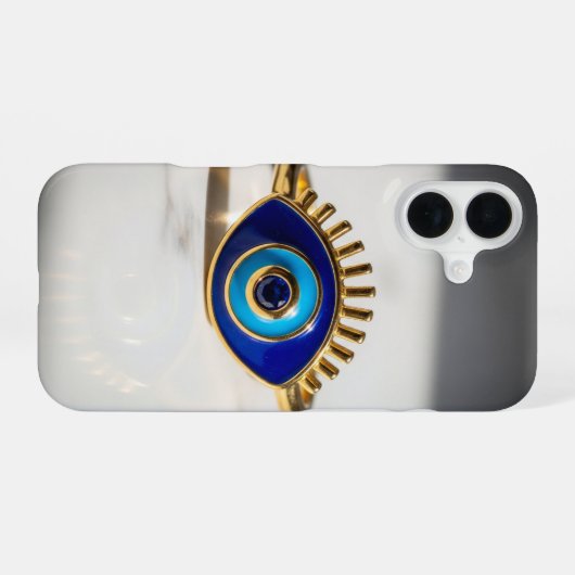 Evil Eye Gold Ring on Marble Background iPhone 16ケース (裏面横)