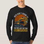 Excavator Operator And Backhoe Operator Tシャツ (正面)