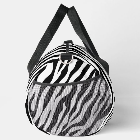 Exotic Zebra pattern Black and White ダッフルバッグ (右)