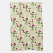 Exotisches Blumenarrangement im Glas キッチンタオル (縦)