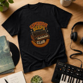 Expensive Beeps Club – Lustiges Synth Nerd Tシャツ