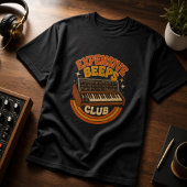 Expensive Beeps Club – Lustiges Synth Nerd Tシャツ
