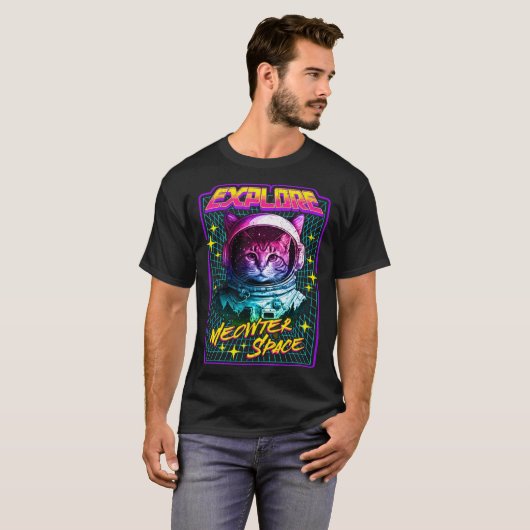 Explore Meowter Space  80s Style Astronaut Space C Tシャツ (正面フル)