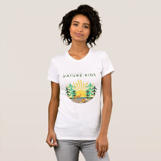 Explore Nature with Kids Women T-shirt Graphics Tシャツ (正面フル)