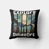 Explore Outdoors Landschafts Grafik クッション (裏面)