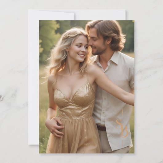 Exquisite Chic Minimalist Gold Wedding Initials 招待状 (正面)