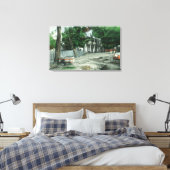 Exterior View of a Road HouseYreka, CA キャンバスプリント (インサイチュ (寝室))