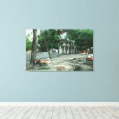 Exterior View of a Road HouseYreka, CA キャンバスプリント (インサイチュ (ウッドフロア))