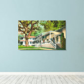 Exterior View of the Geysers Hotel, Guests Posin キャンバスプリント (インサイチュ (ウッドフロア))