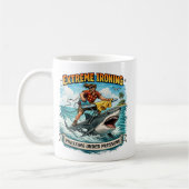 Extreme Ironing Shark Mug コーヒーマグカップ (左)