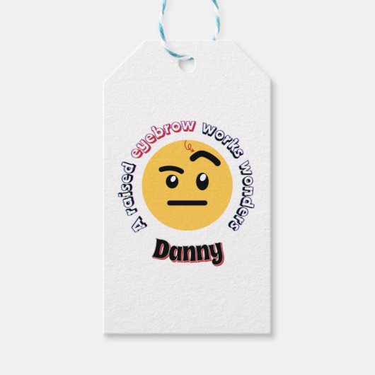 Eyebrow Sass: A Raised Eyebrow Works Wonders ギフトタグ (正面)