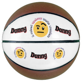 Eyebrow Sass: A Raised Eyebrow Works Wonders バスケットボール