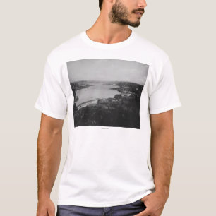 Eyupの写真からの金角の眺め Tシャツ