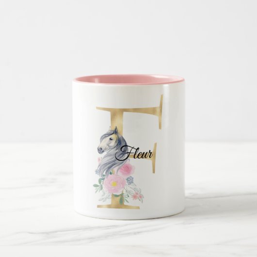 F字名パーソナライズされたモノグラム(馬) ツートーンマグカップ (中央)