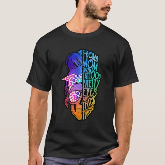 F爆弾ママとタトゥーかわいらしアイズ母の日M Tシャツ (正面)