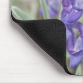 F18パープルワイルドフラワーアニュアルルパン マウスパッド (コーナー)