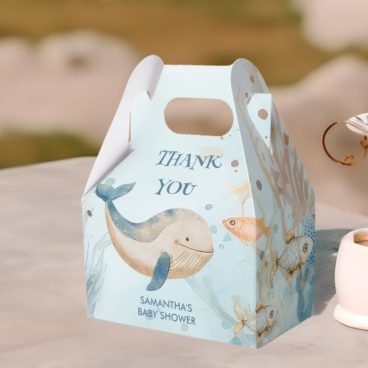 F.サンゴとクジラの赤ん坊のシャワーの下 フェイバーボックス