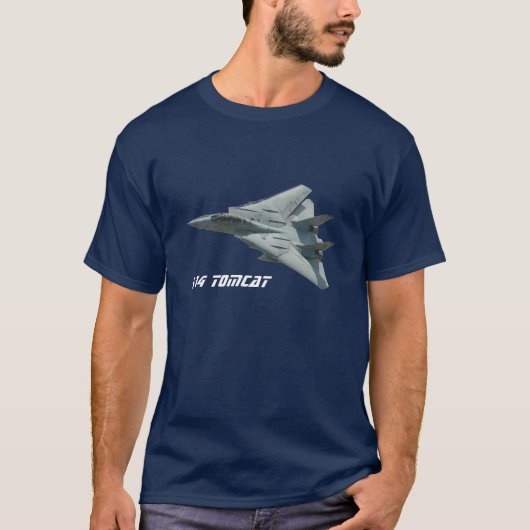 F - 14匹の雄猫の戦闘機のTシャツ Tシャツ (正面)