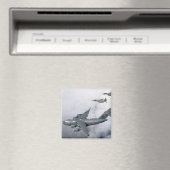 F-15Bイーグルスはハワイに拠点を置く最初のC-17を護衛する マグネット (インサイチュ (食洗機))