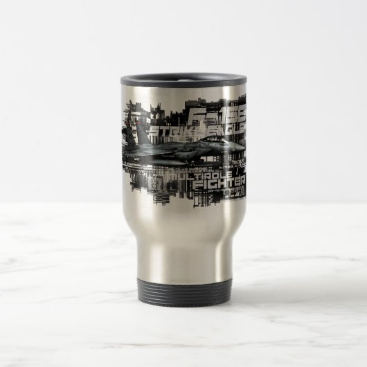 F-15Eストライクイーグル15 oz旅行/通勤マグ トラベルマグ (中央)