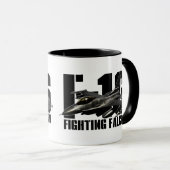 F-16戦いの《鳥》ハヤブサ マグカップ (正面右)