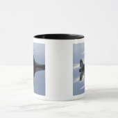 F-16戦闘用《鳥》ハヤブサが高いG マグカップ (中央)