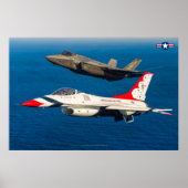 F-16C戦闘《鳥》ハヤブサおよびF-35A稲妻II ポスター (正面)
