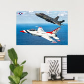 F-16C戦闘《鳥》ハヤブサおよびF-35A稲妻II ポスター (ホームオフィス)
