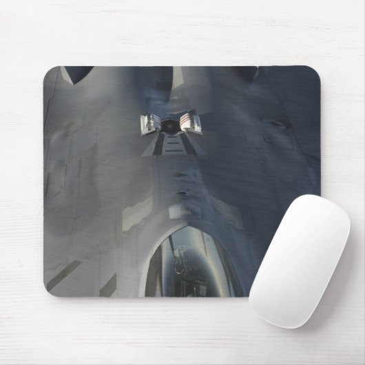 F-22ラプターがfを受け取る位置に移動する マウスパッド (マウス)