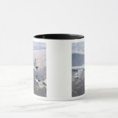 F-22ラプターは、KC-135から燃料を受ける マグカップ (中央)