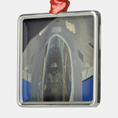 F-22ラプターは、KC-135から燃料を受ける メタルオーナメント (左)