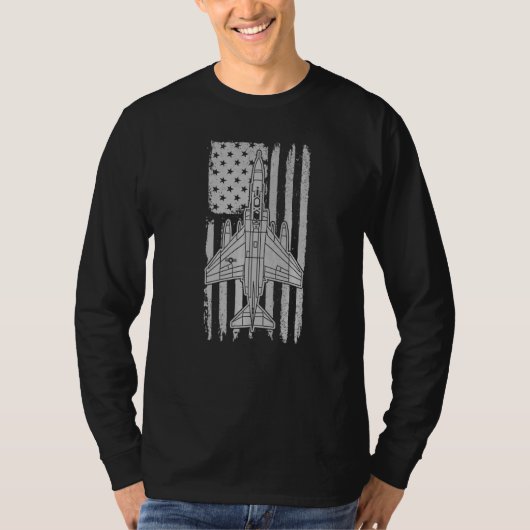 F 4 Phantom Fighter Jet Airplane American Flag F4 Tシャツ (正面)