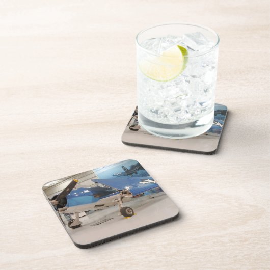 F-6FのHellcatの第二次世界大戦の戦闘機の コースター (右側)