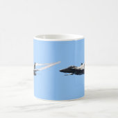 F/A-18ファイタージェット飛行機エアショースタント コーヒーマグカップ (中央)