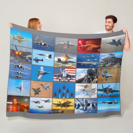 F/A-18ホーネすごい「モンタージュ」 フリースブランケット (インサイチュ)