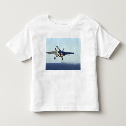 F/A-18Cホーネットがフライトデッキから発射 トドラーTシャツ (正面)