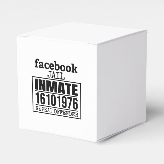 Facebookの刑務所受刑者再犯者 フェイバーボックス (正面サイド)
